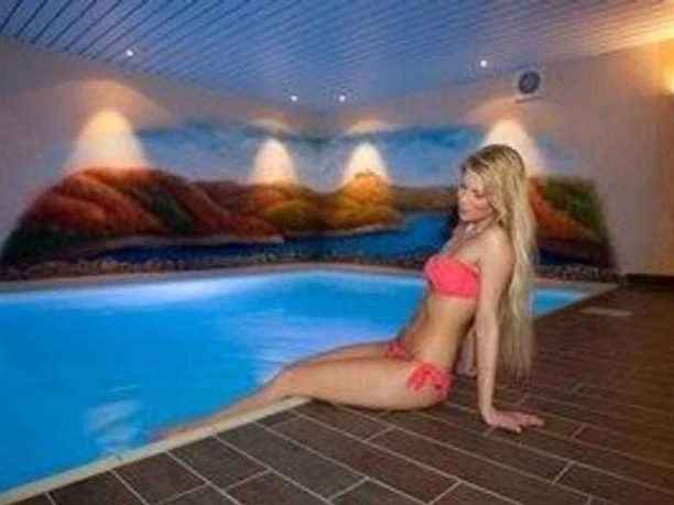 Hallenbad###br###4,5 x 9m