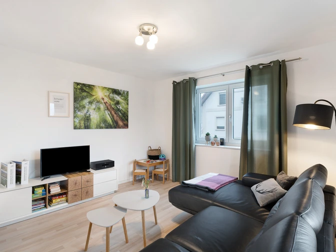 Photo, INSIDE, OUTSIDE