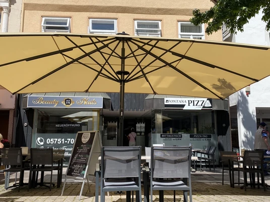 La Fontana Pizza Außenansicht La Fontana Pizza Außenansicht