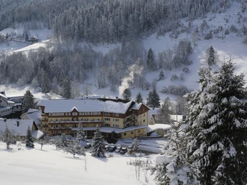 Hotelbild Winter Aussenansicht