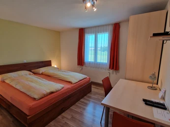 Inwil_BnB Schachehof_Zimmer_Titlis