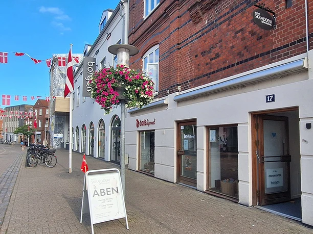 Byens-Skrædderi-indgang