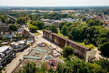 Kurpark, Gradierwerke und Zentrum Vogelperspektive Kurpark, Gradierwerke und Zentrum VogelperspektiveKurpark, Gradierwerke und Zentrum Vogelperspektive