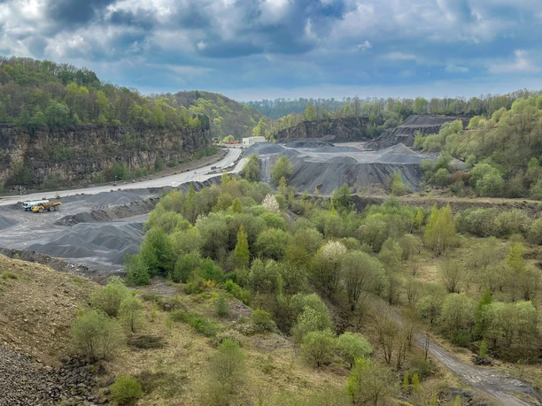 Schillat-Höhle Steinbruch Schillat-Höhle Steinbruch