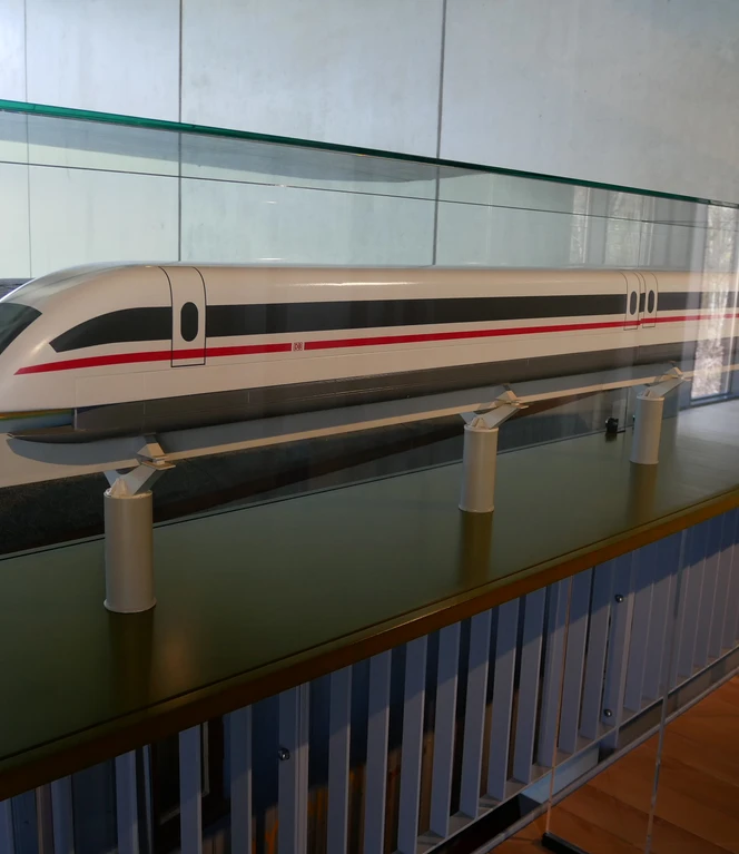 Historiker Ansgar Becker in der Ausstellungshalle II