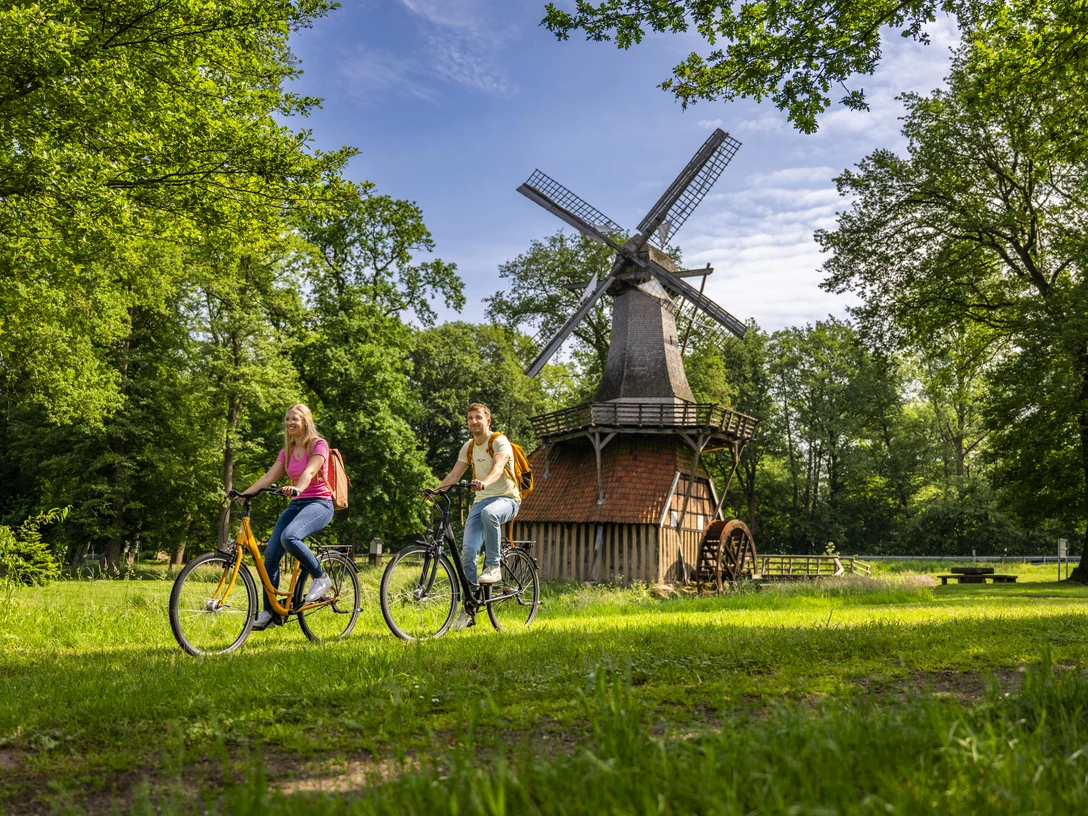 Hüvener Mühle – Radfahren Hümmling ©Emsland Tourismus GmbH (1).jpg