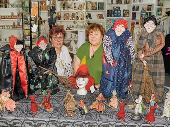 Hexenmanufaktur Thale Die Schöpferinnen der beliebten Thalenser Brockenhexen mit ihren Kreationen.