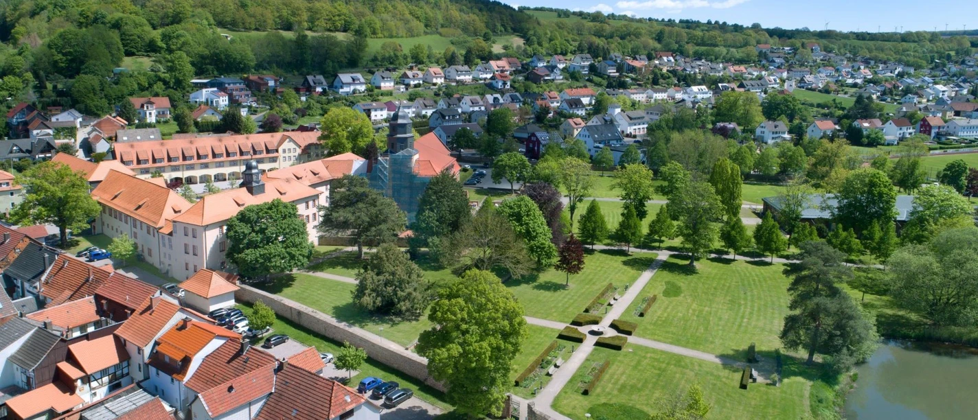 Philippsthal Schloss mit Schlosspark