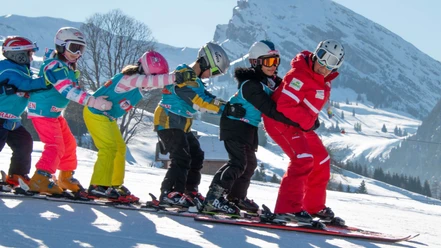 skischule-diemtigtal-skilehrer-kinder.jpg