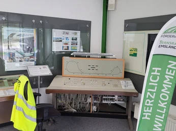 Transrapid-Versuchsanlage Emsland, Lathen - Innenansicht Besucherzentrum ©Emsland Tourismus GmbH (2).jpg