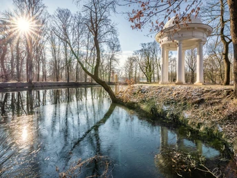 Schlosspark Lützschena mit Dianatempel