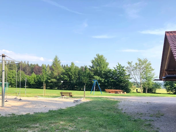 Schutzhütte am Oberen Wald