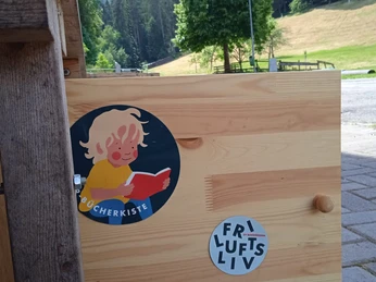 Bücherkiste an der Bergergrundhütte