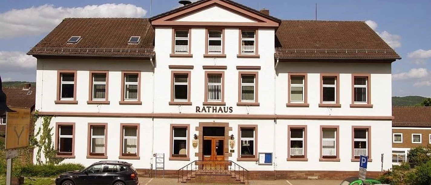 Rathaus mit Touristinformation in Eschershausen Rathaus mit Touristinformation in Eschershausen