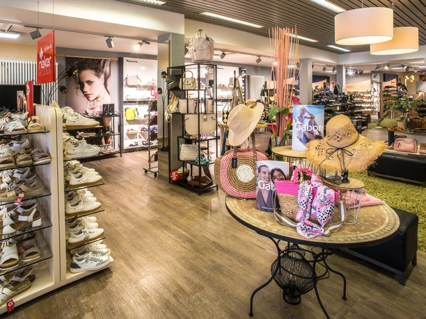 Sortiment von Schuh Peters