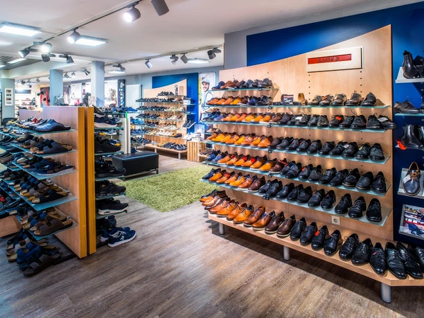 Sortiment von Schuh Peters