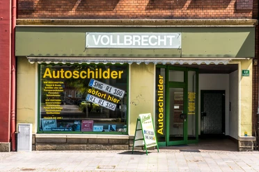 Außenansicht von Schilder aller Art