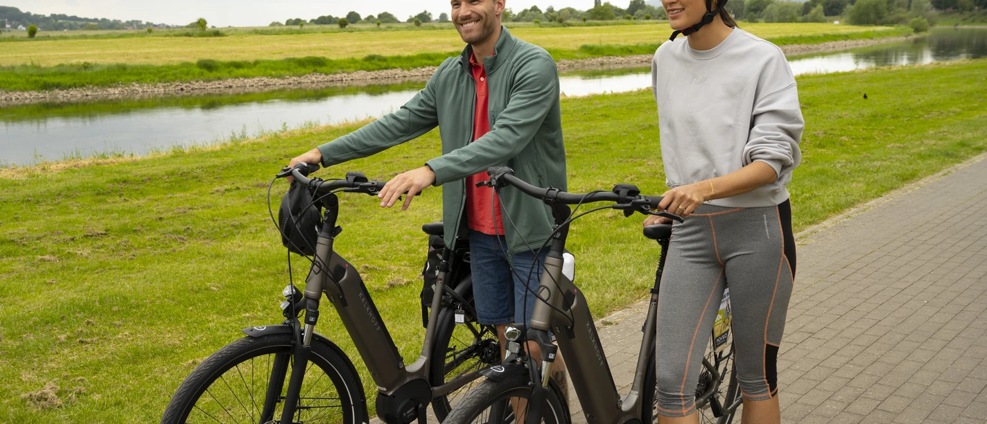 Mit dem E-Bike entlang der Weser Mit dem E-Bike entlang der Weser