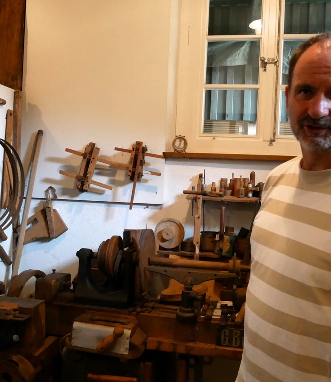 Stefan Hüsing im Handwerkermuseum, Heimatverein Freren ©Christiane Adam .JPG