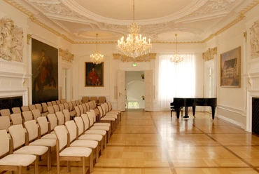 Fürstensaal_Schloss_Salder.jpg