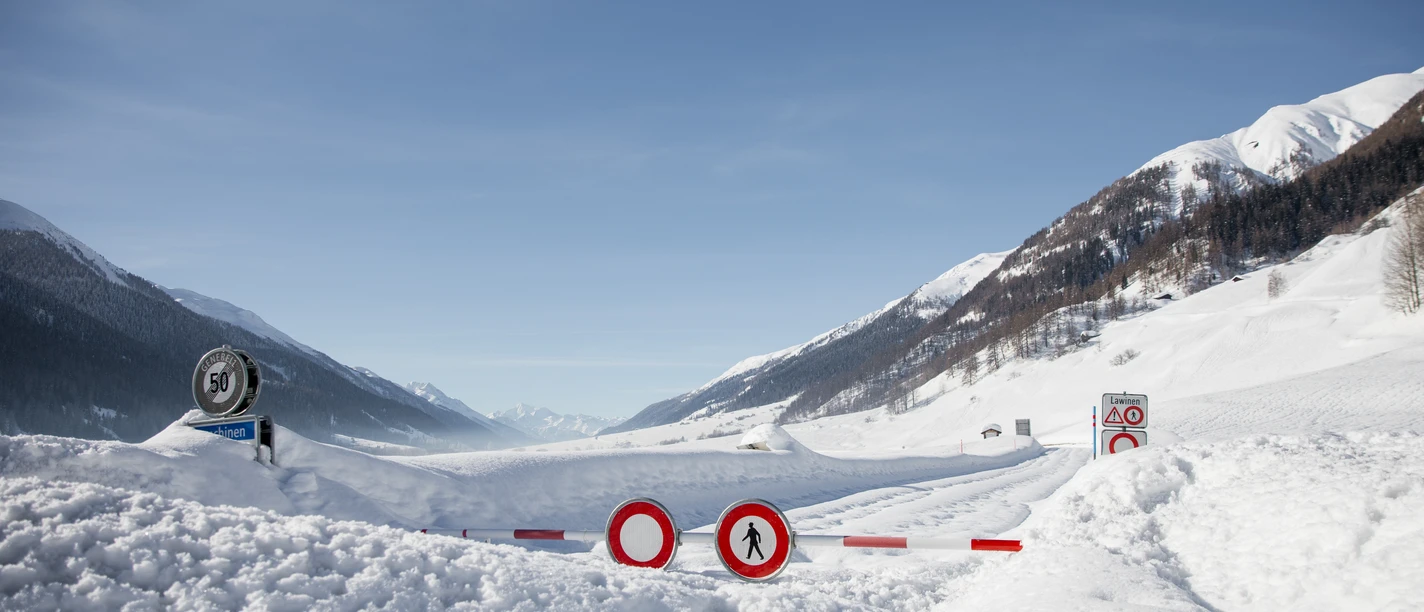 Wintersperre in Geschinen Wintersperre in Geschinen