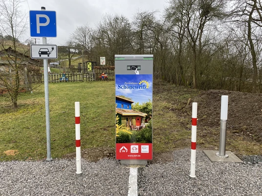 Ladesäule Schöneweiß Harbshausen