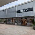 ONLY - Outlet Store Außenansicht des ONLY Outlet Store in den Designer Outlets Wolfsburg