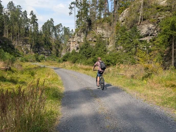 Auf der Radroute 3030 in der Böhmischen Schweiz