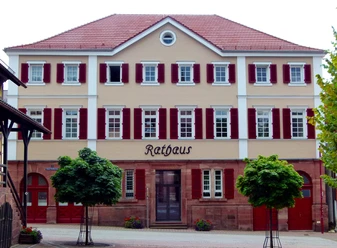 Rathaus Loffenau