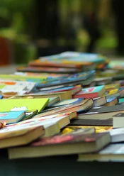 Bücherflohmarkt.jpg