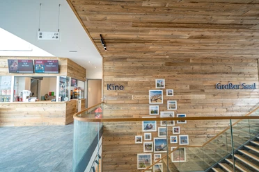 Büsum-WattnHus-Flur-Kino01