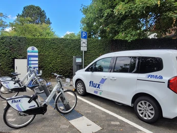 RMV flux Mobilitätstation Hattsteiner Allee