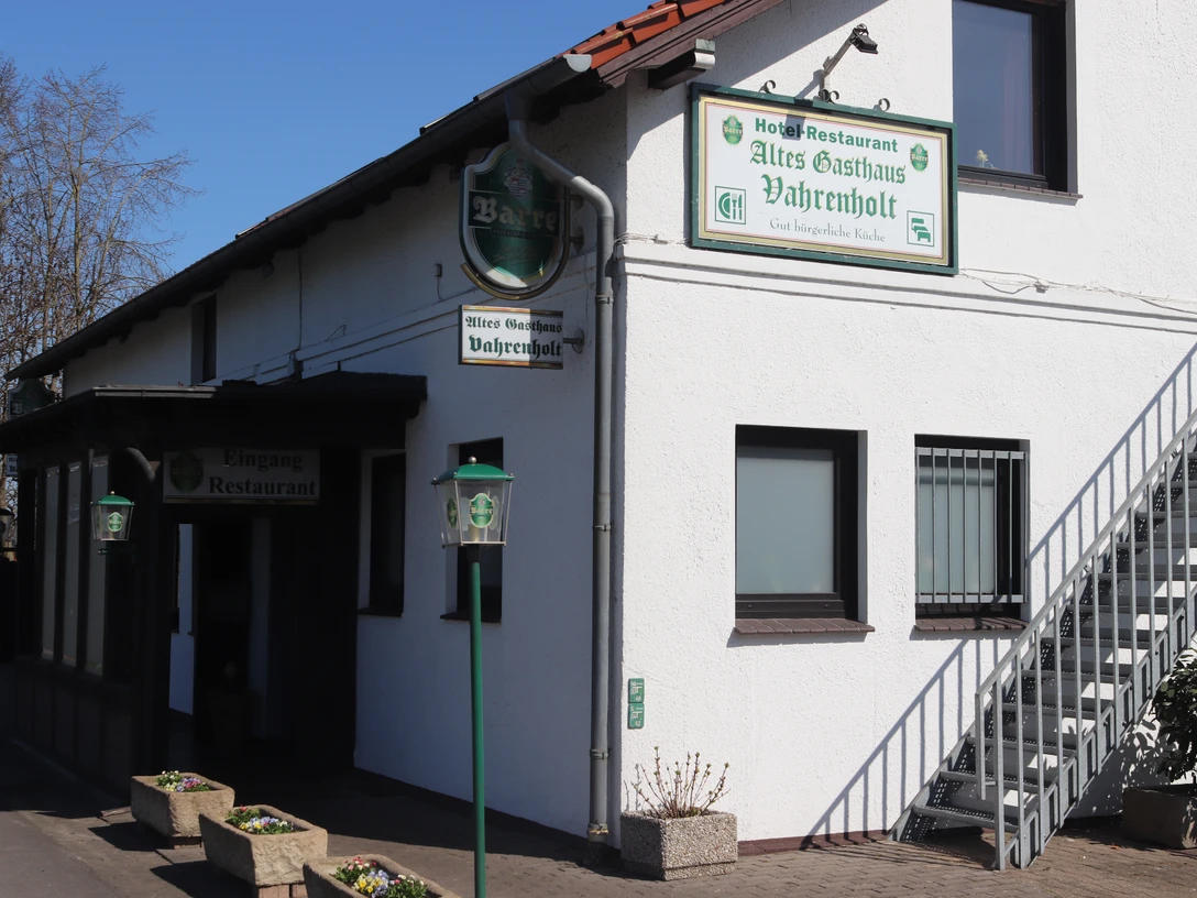 Außenansicht Altes Gasthaus Varenholt Außenansicht Altes Gasthaus Varenholt