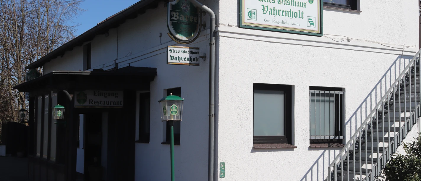 Außenansicht Altes Gasthaus Varenholt Außenansicht Altes Gasthaus Varenholt