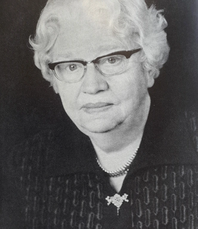 Portrait Maria-Mönch Tegeder, abfotografiert aus einem Roman ©Emsland Tourismus GmbH .jpg