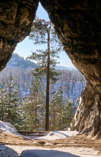 Kleinsteinhöhle Sächsische Schweiz im Winter