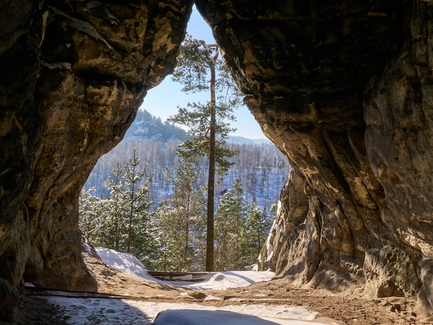 Kleinsteinhöhle Sächsische Schweiz im Winter
