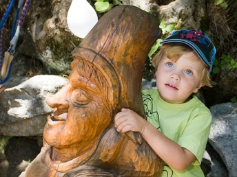 Themenweg Gogwärgiweg von Lax nach Fieschertal