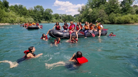 aarebootsfahrten-schwimmer-gummiboote-unterwegs.jpg