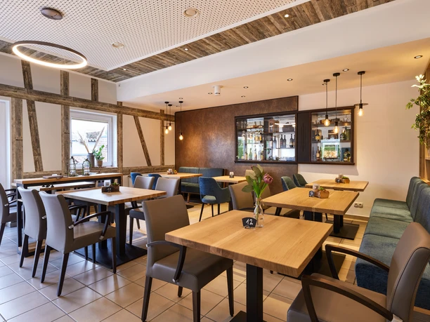 schmees_Ladenbau_Cafe-Am-Turm_Kirchstraße-9_26892_Heede_14_06_22_1252.jpg