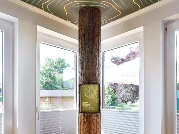 schmees_Ladenbau_Cafe-Am-Turm_Kirchstraße-9_26892_Heede_14_06_22_1207.jpg