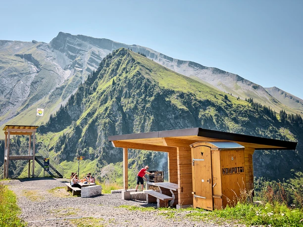 Grillstelle-Twäregg.jpg Feuerstelle Twäregg auf der Stockhütte.