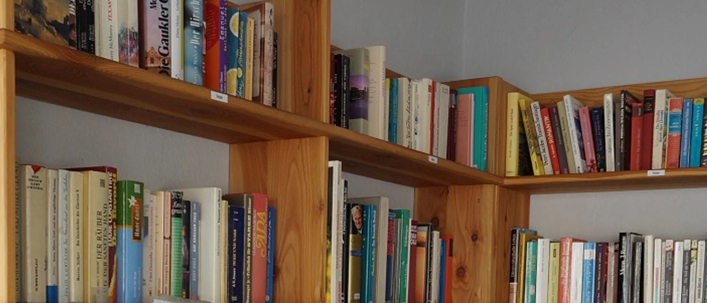 BuchHaltestelle Ellefeld