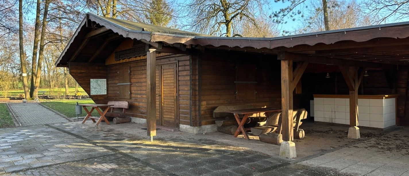 Harriehausen Wander- und Grillhütte_web.JPG