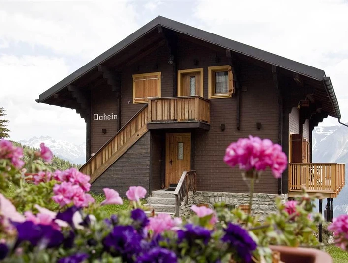 Aussenansicht Sommer