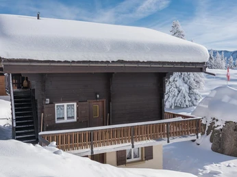 Aussenansicht Winter 3