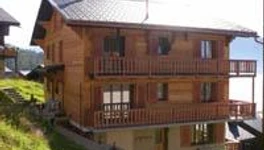 Aussenansicht Sommer