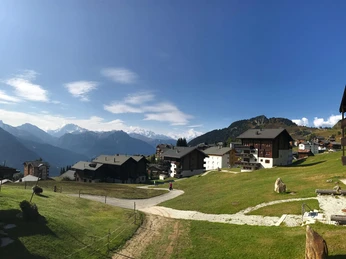 Ausblick Sommer Sonnenhalde