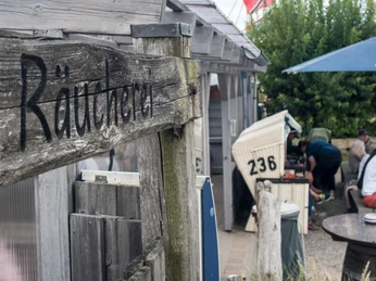 Räucherei am Hafenkiosk 24