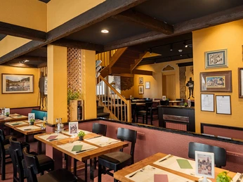 FAV Da Ernesto - Innenraum EG.jpg